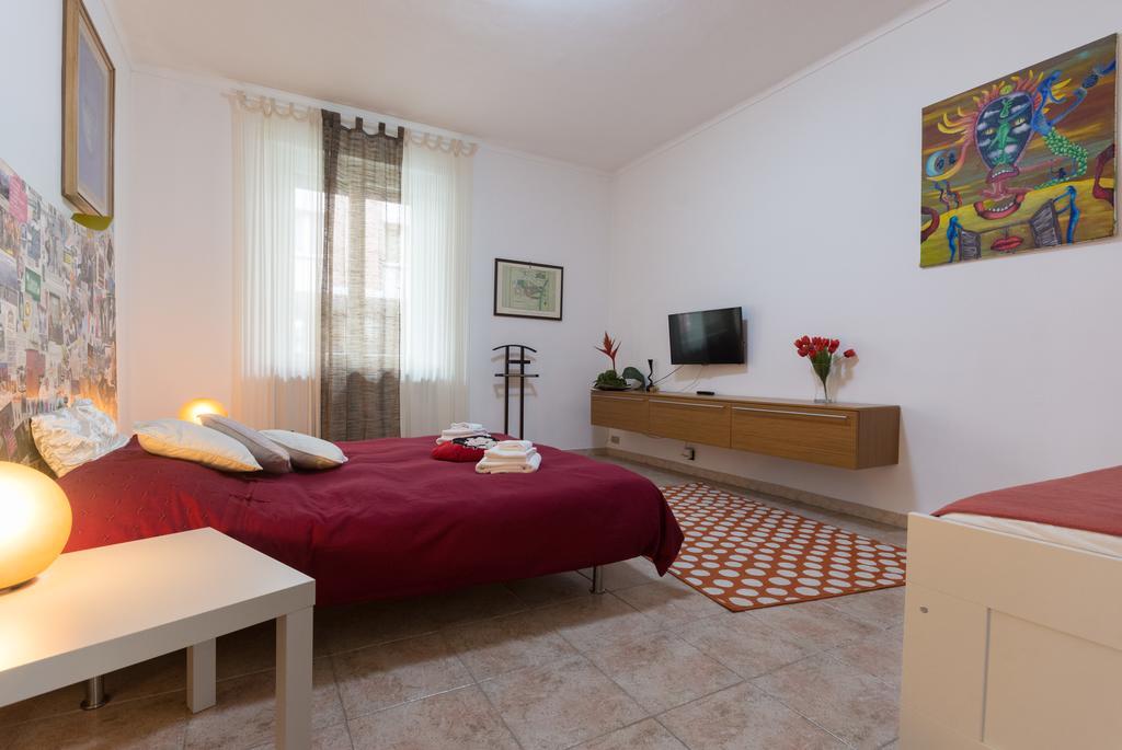 Apartment Silvia ตูริน ภายนอก รูปภาพ